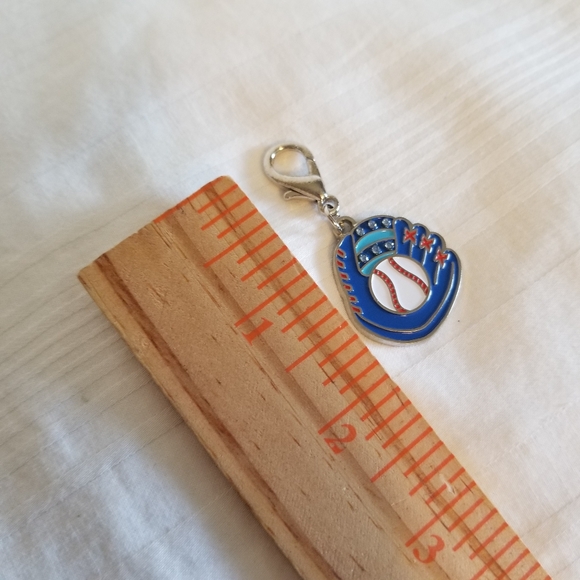 New Dog Cat Collar Charm Baseball - Picture 3 of 3